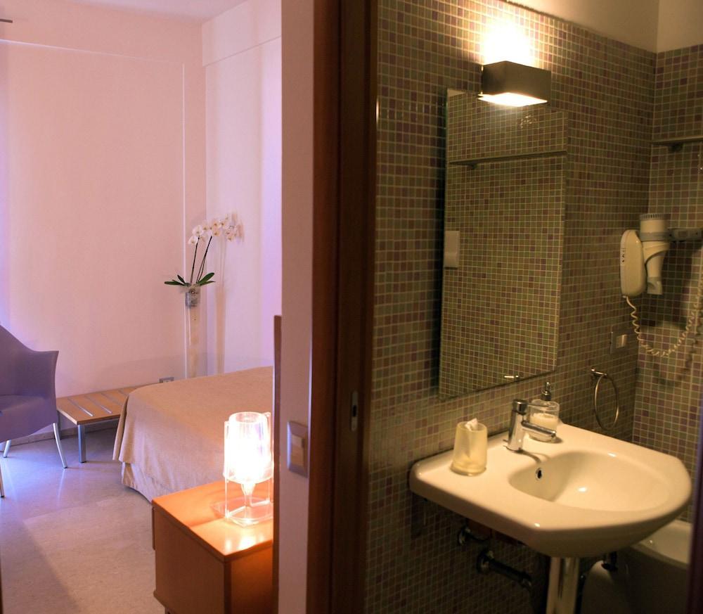 Le Saline Hotel Paceco Eksteriør billede
