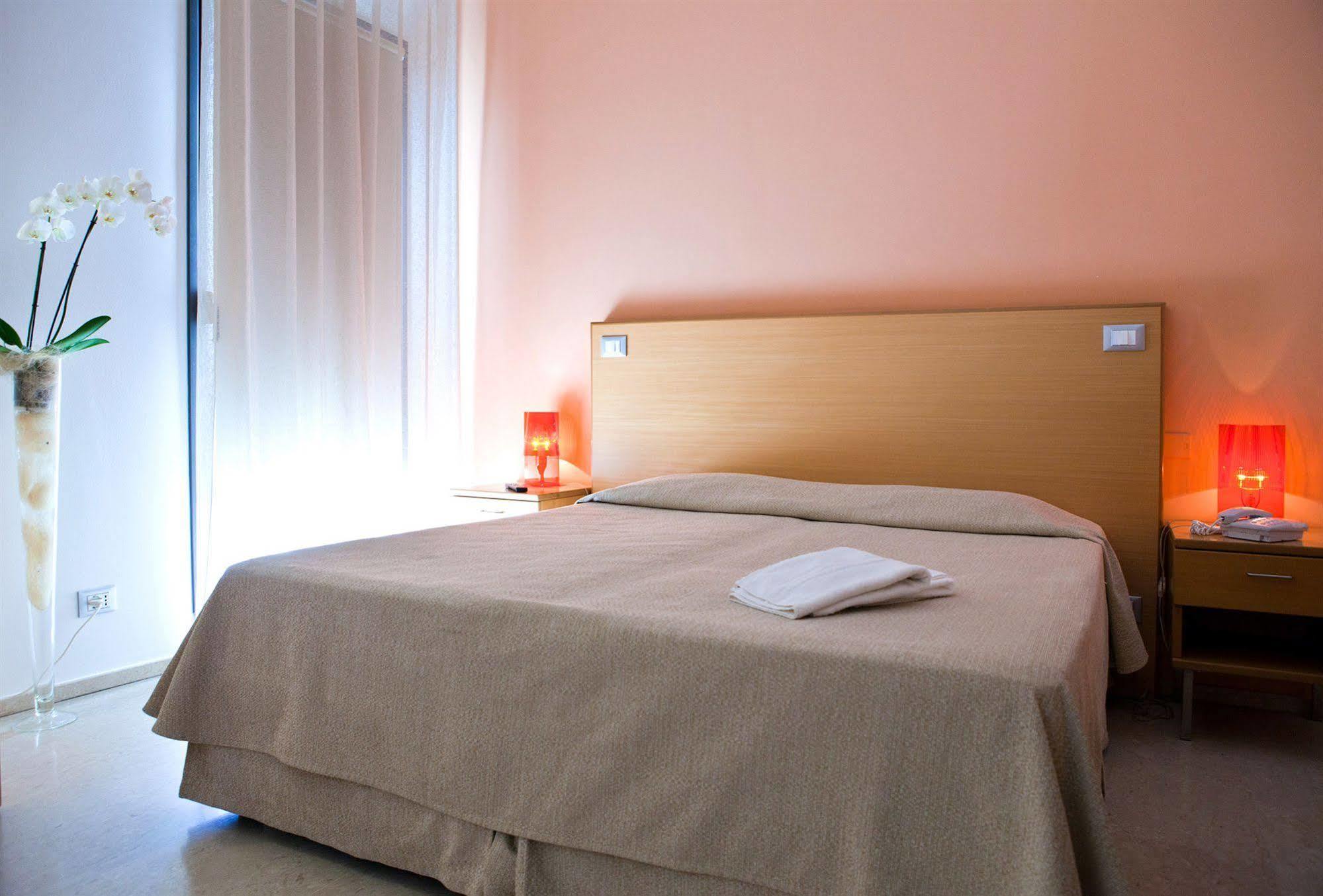 Le Saline Hotel Paceco Eksteriør billede